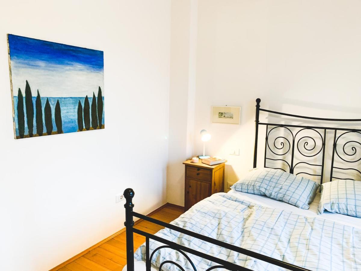 Cozy City Center Apartment Bolzano Bagian luar foto