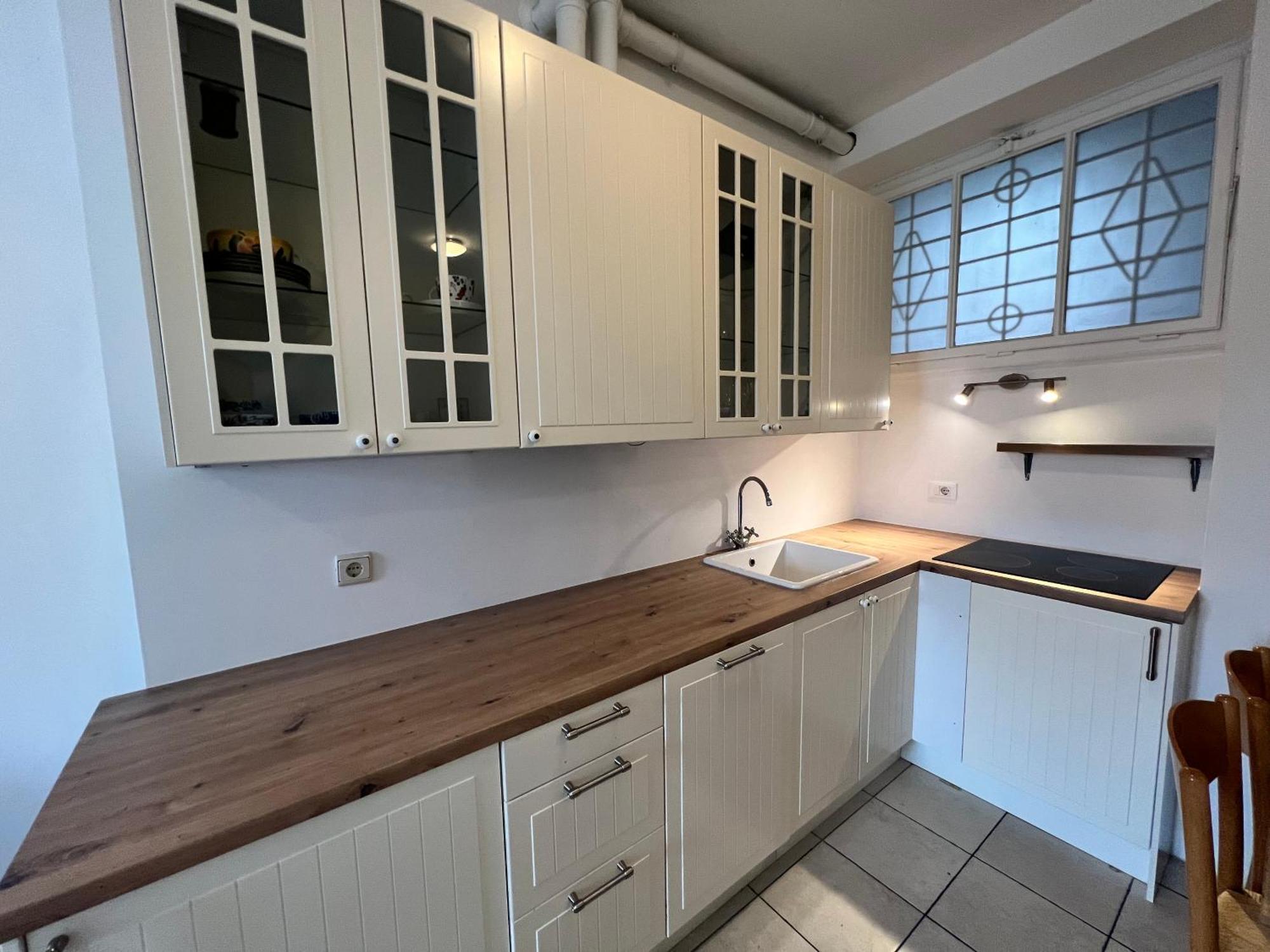 Cozy City Center Apartment Bolzano Bagian luar foto