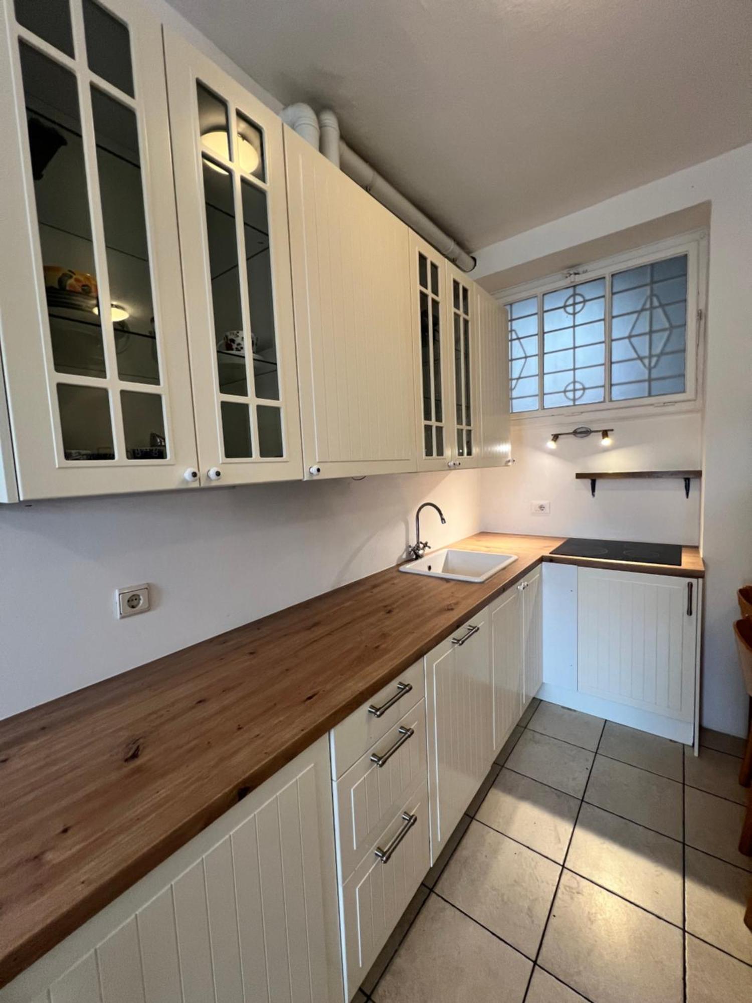 Cozy City Center Apartment Bolzano Bagian luar foto